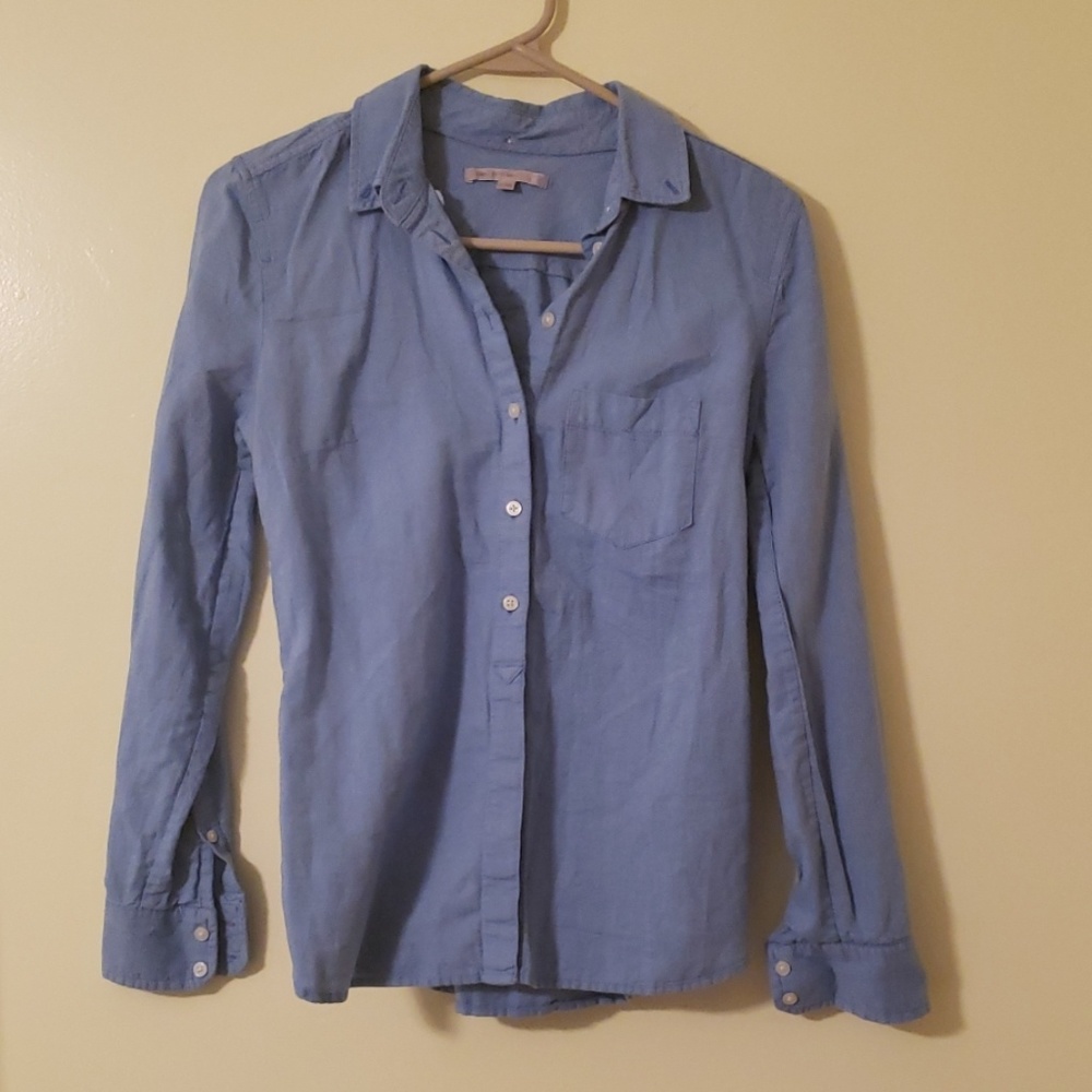 GAP blue button up